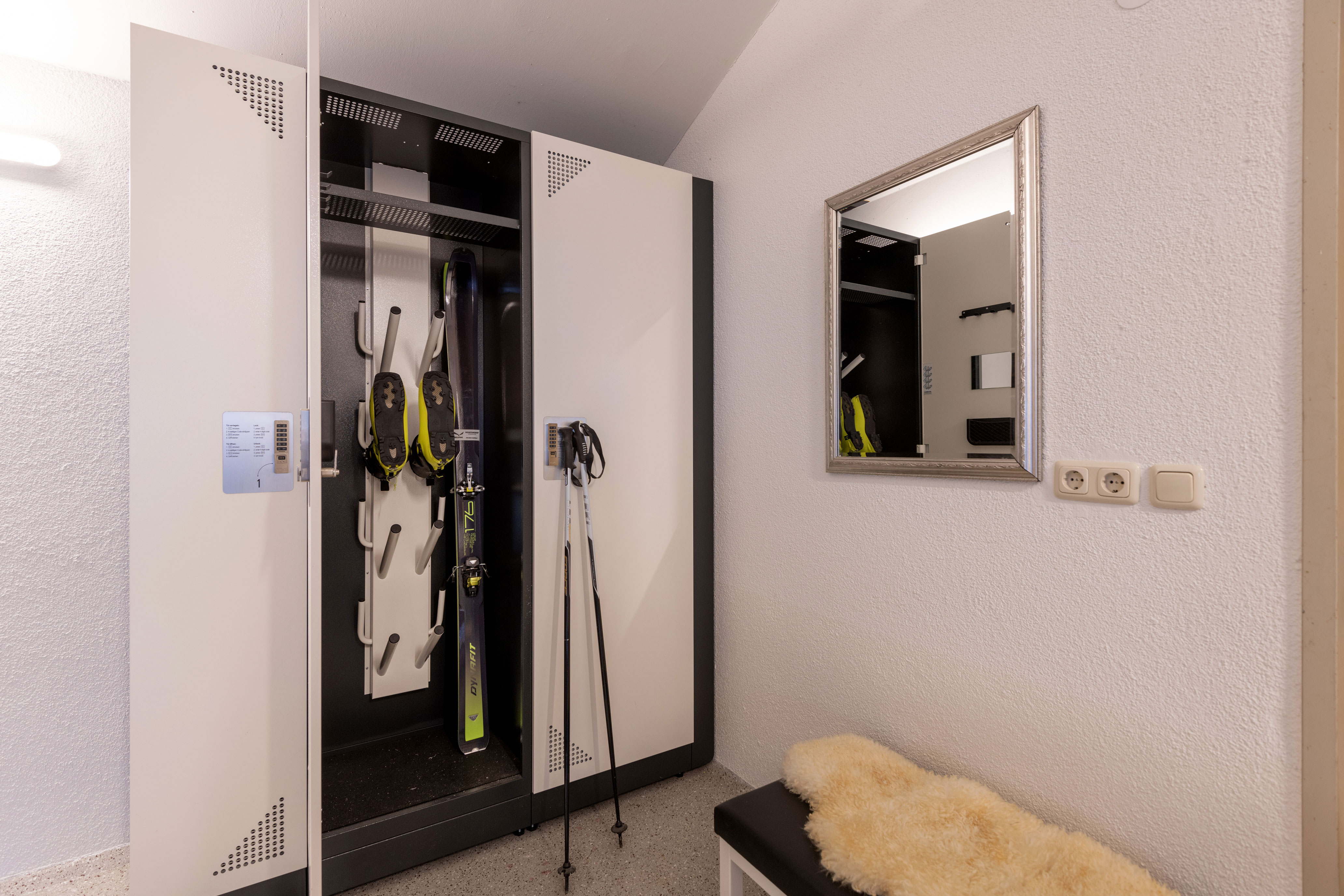 Skidepot Ferienwohnung HIRSCHBICHL 